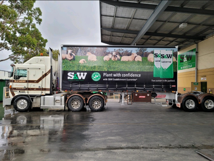S&W Truck curtain